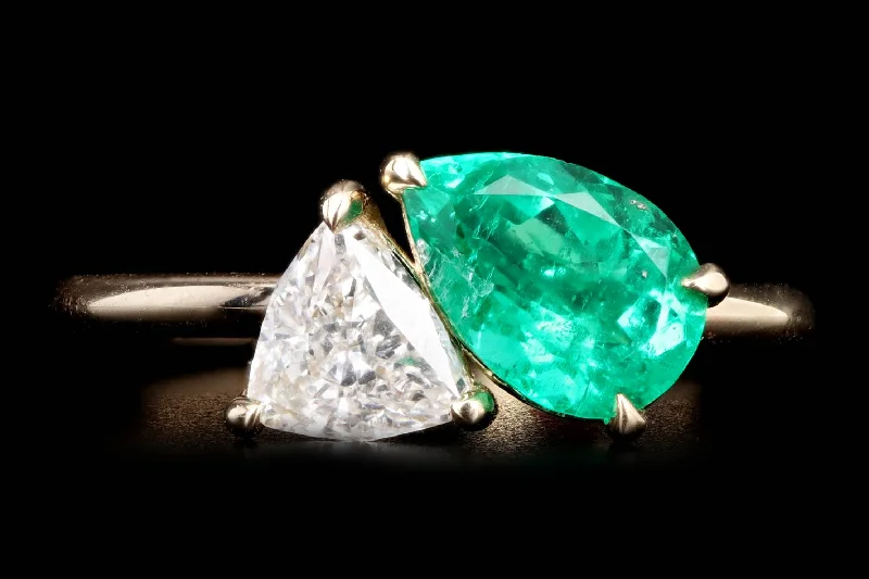 18K Yellow Gold 1.19 Carat Pear Natural Emerald & 0.54 Carat Trillion Diamond Two-Stone Ring