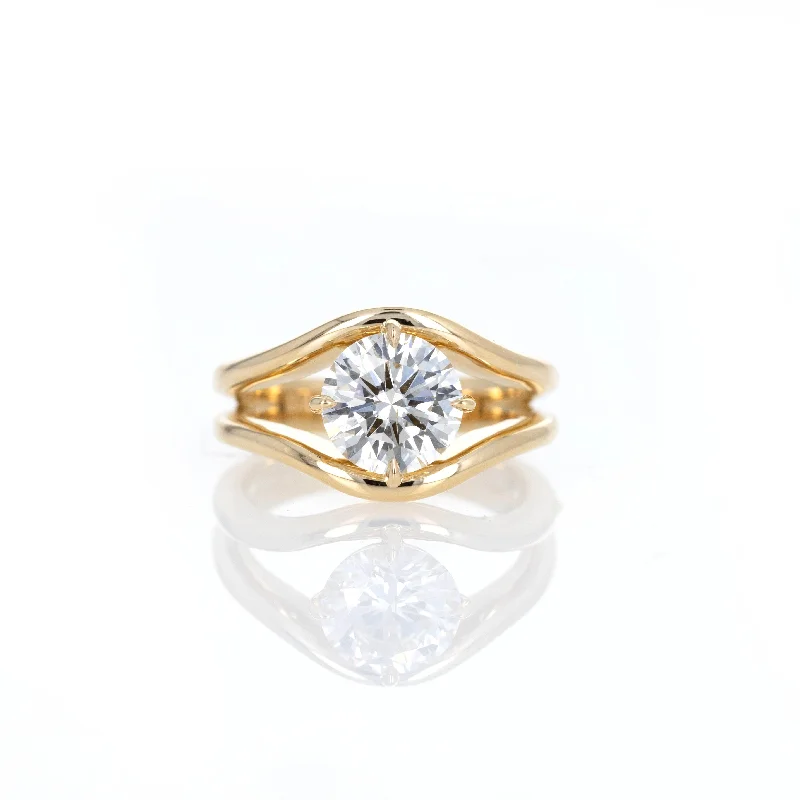 18K Yellow Gold 2.10 Carat Round Brilliant Diamond Engagement Ring