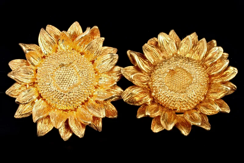 Modern Asprey 18K Yellow Gold Sunflower Clip-On Earrings