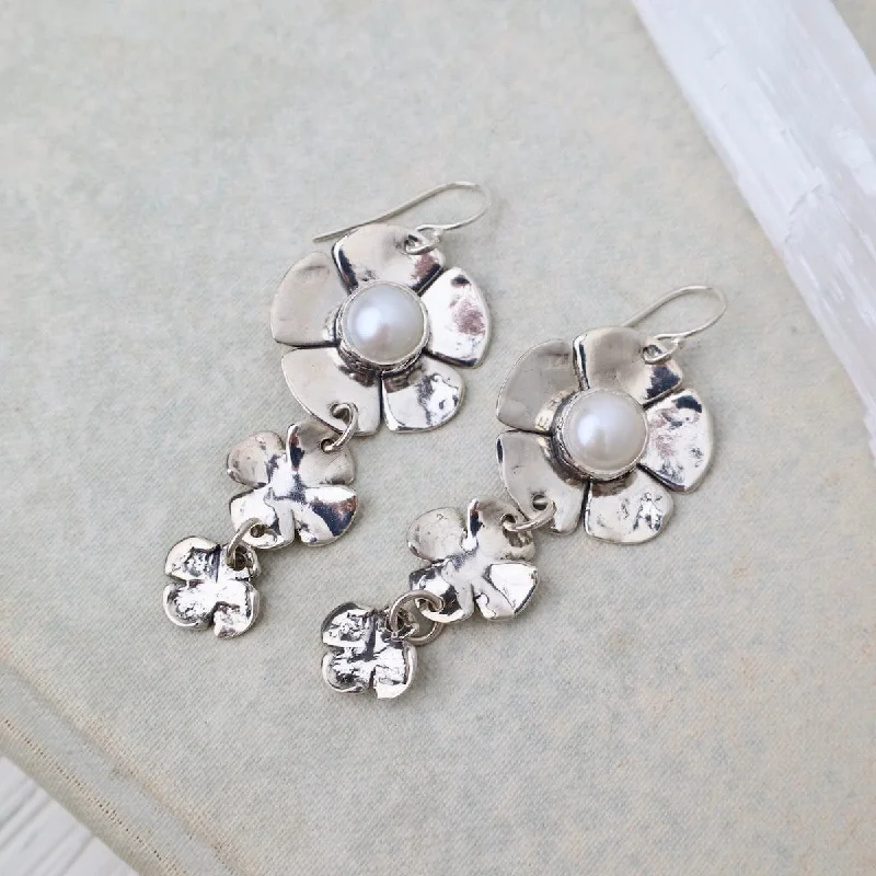 Pearl Dogwood Flower with Two Flower Drop Earrings