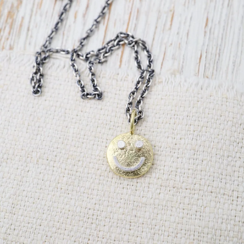 18k Gold Tiny Happy Face Necklace